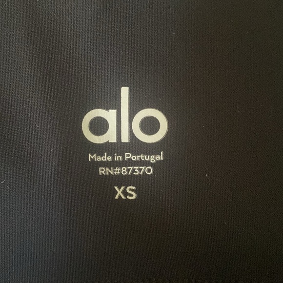 Alo Yoga High Waisted Ripped Warrior Leggings Size XSmall,m - Picture 7 of 7